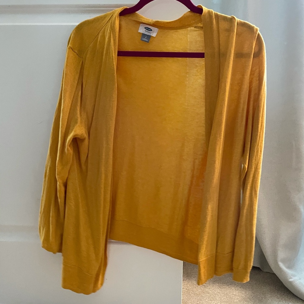Old navy cardigan